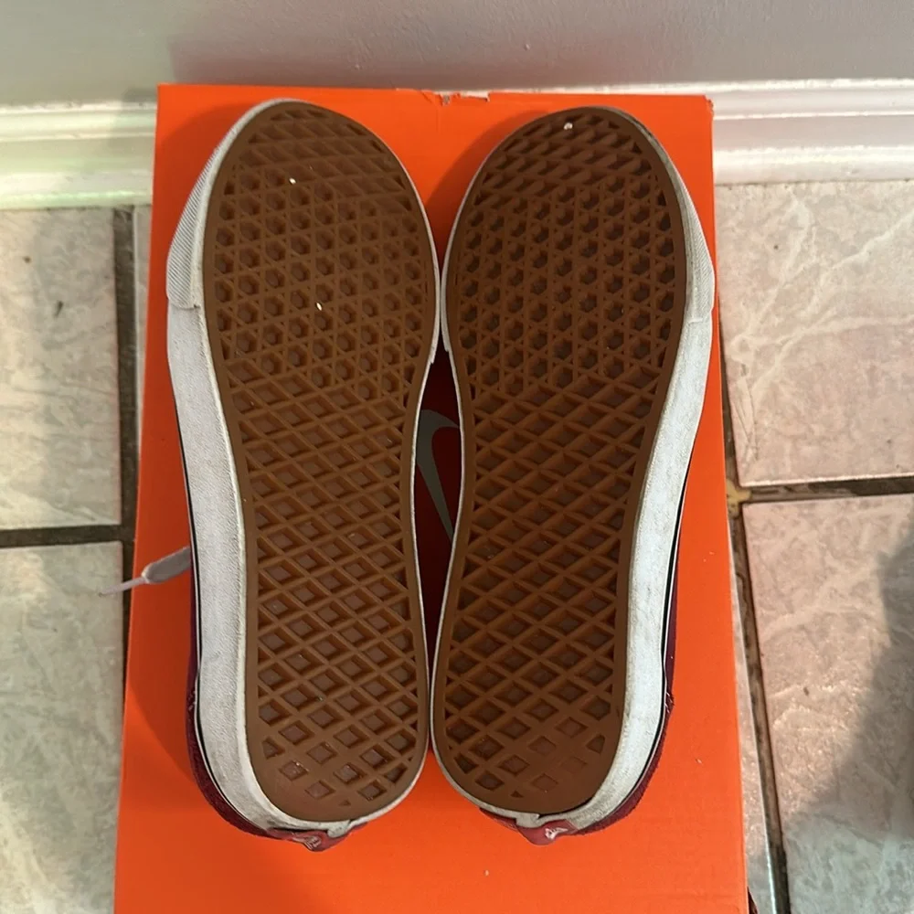 Men’s Vans - Picture 4 of 4